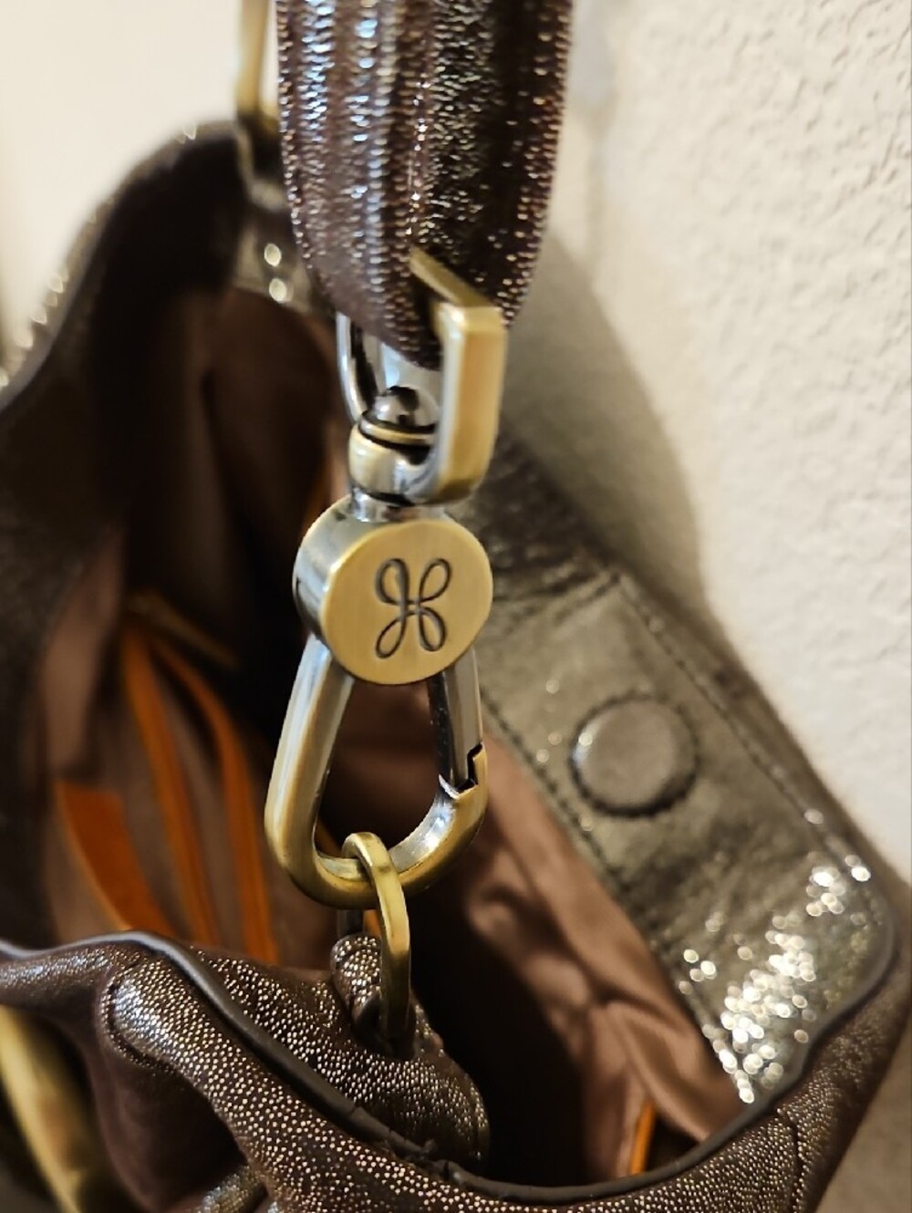 Hobo Metallic Brown Leather Hobo Bag with Brass Accents and Detachable Strap. - Picture 9 of 9